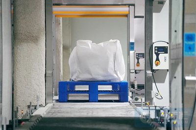 蜂巢能源无钴正极材料常州工厂实现批量下线，合成材料技术引领动力电池新革命